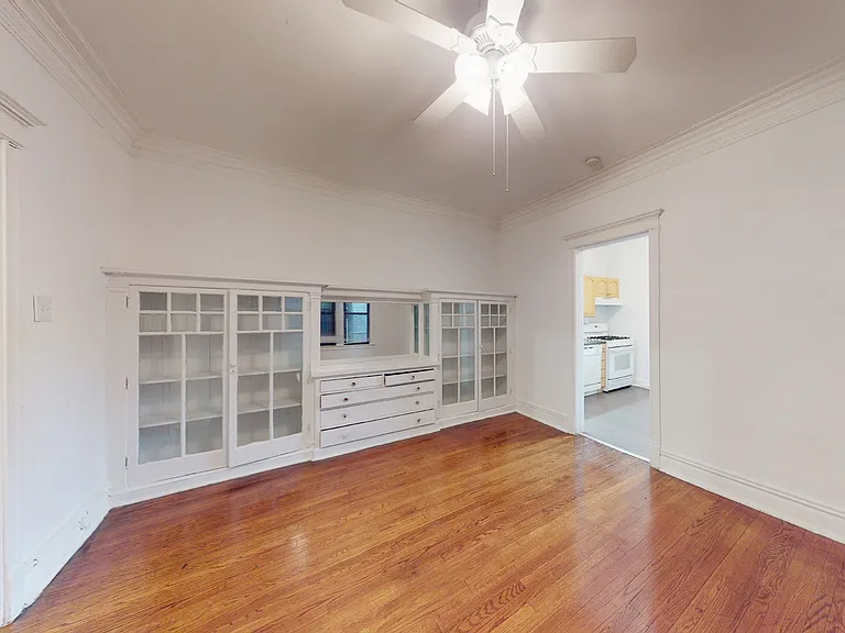 Dining/Living room