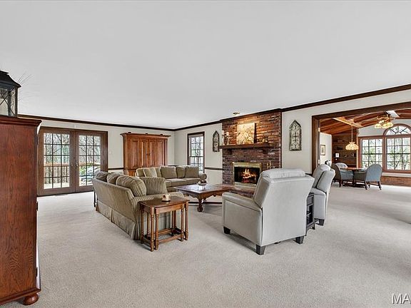 5th image of 18024 Cider Mill Dr