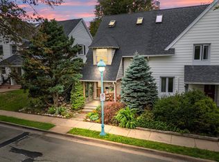 5523 Sebastian Pl, Halifax, NS B3K 2K5