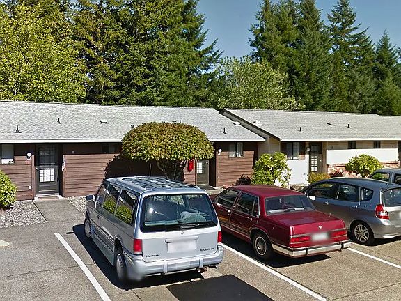 3rd image of 1100 N 12th St #9606