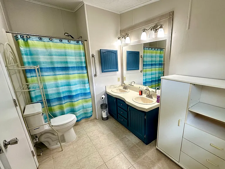 419 Quartermaster Ct — Photo 30