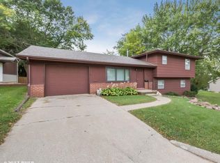 300 Park Ave, Guthrie Center, IA 50115