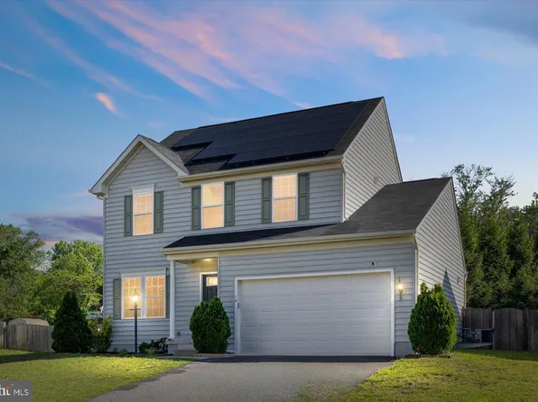 16 Taylors Hill Way, Fredericksburg, VA 22405