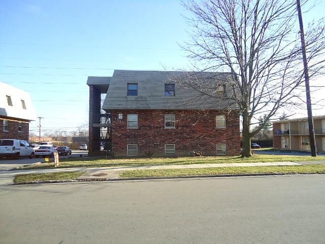 1st image of 1844 Augusta Dr #1854