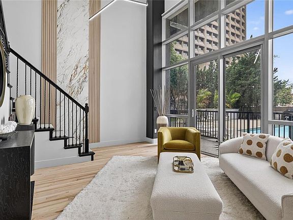2nd image of 600 E Admiral Blvd Unit 403