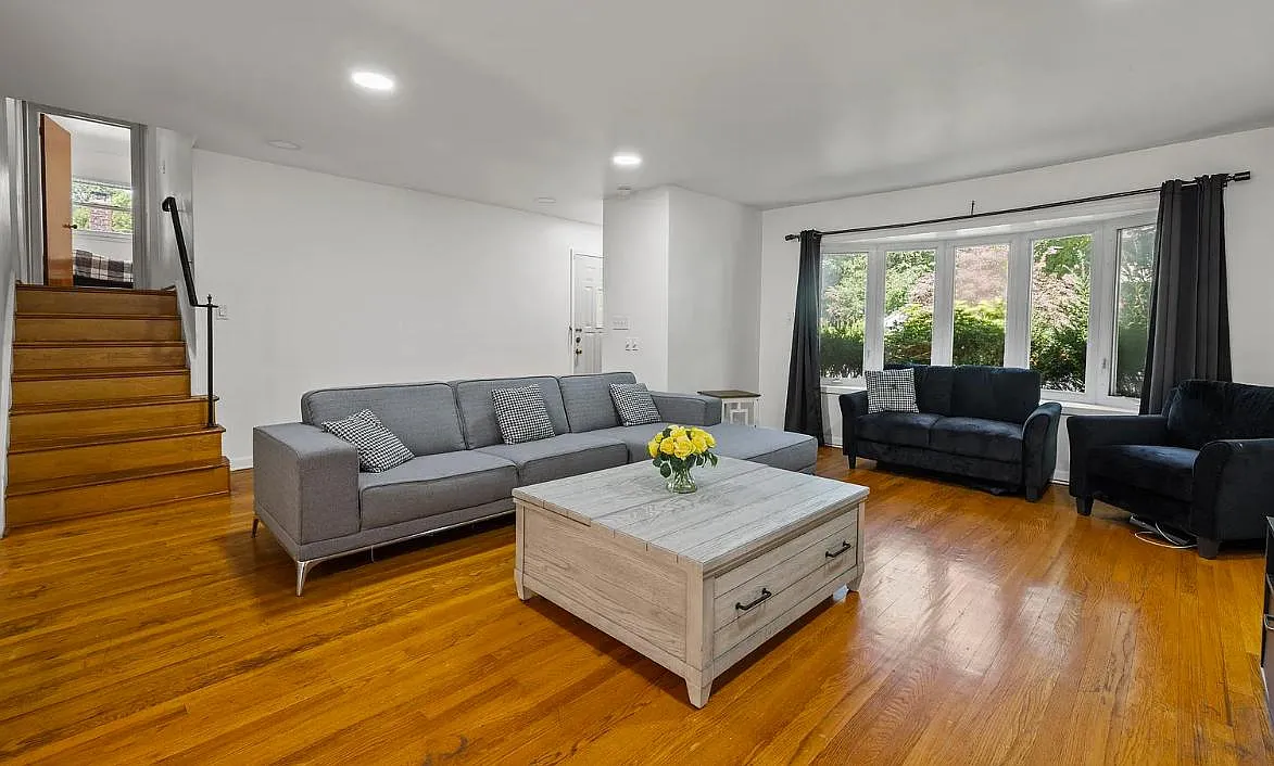 3 bed, $7,500 — Photo 3