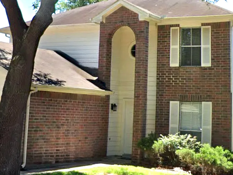 Sage Place Dr — Photo 1