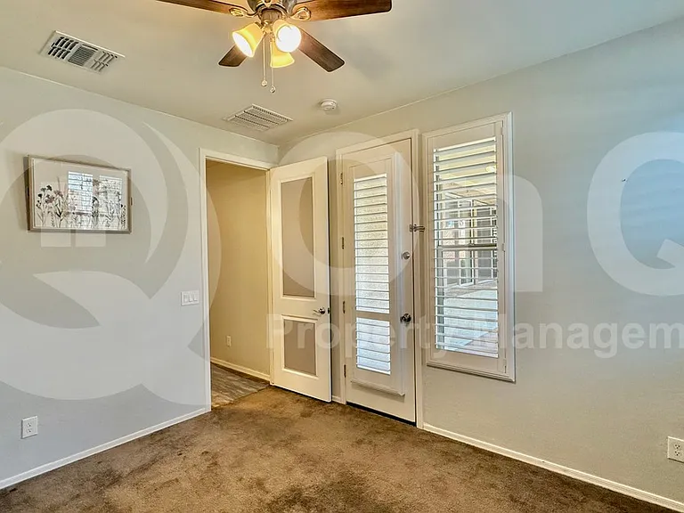 22933 E Silver Creek Ln — Photo 17