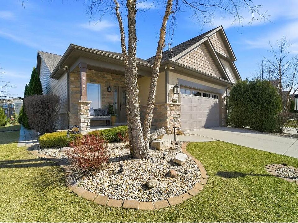 1st image of 10707 Walnut Dr