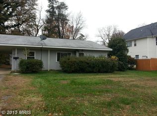 7205 Pine Dr, Annandale, VA 22003