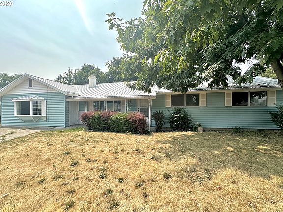 2nd image of 404 1st St