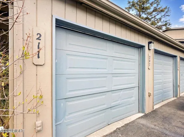 211 W 22nd Ave #301, Anchorage, AK 99503