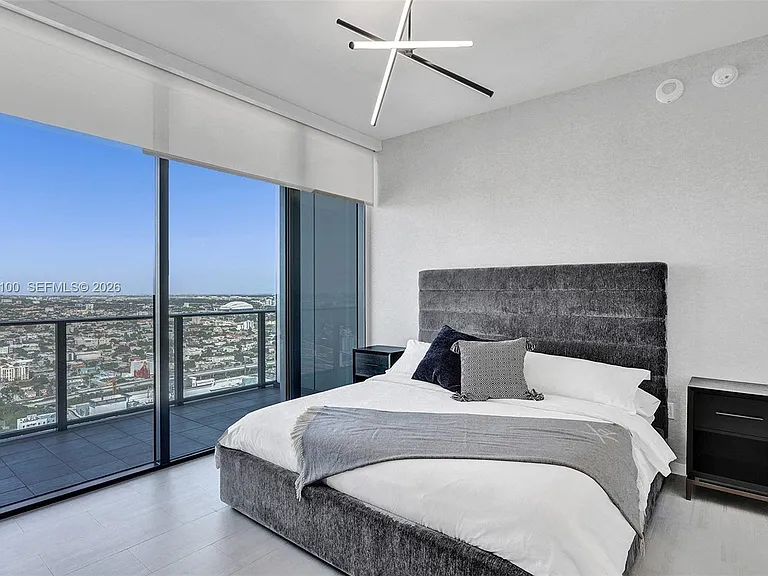 1000 Brickell Plz #Penthouse 5106 — Photo 42