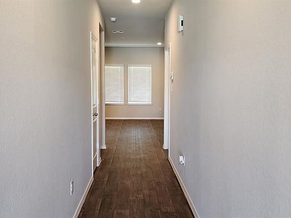 2nd image of 21623 Victoria Harbor Dr
