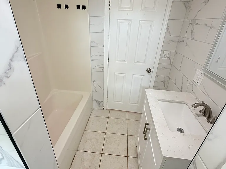 45 Wrona St — Photo 10
