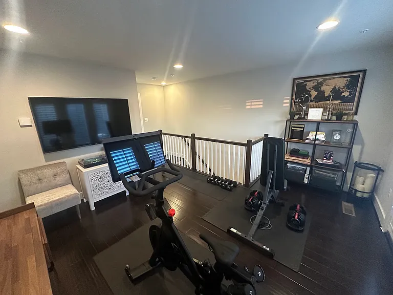 14566 Lake Vista Dr — Photo 37