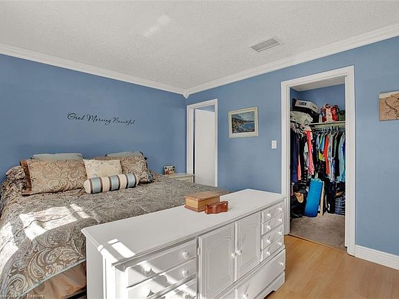 5th image of 3055 Lake June Blvd