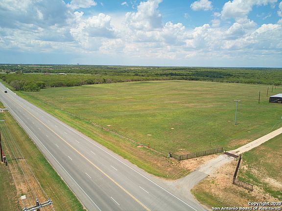 2nd image of 8169 Us Highway 181 S