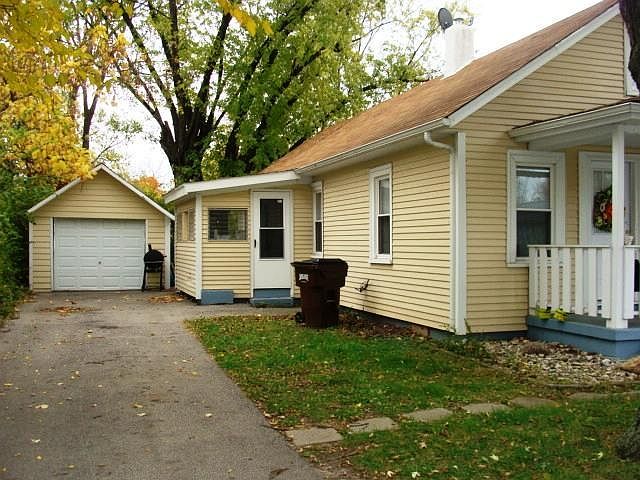 2nd image of 7870 3rd St