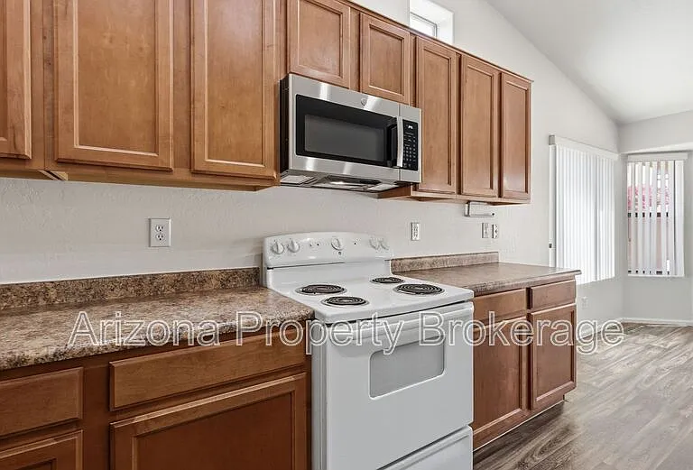 15006 W Cameron Dr — Photo 12