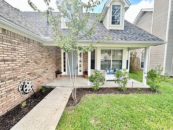 2nd image of 370 Brookwood Blvd