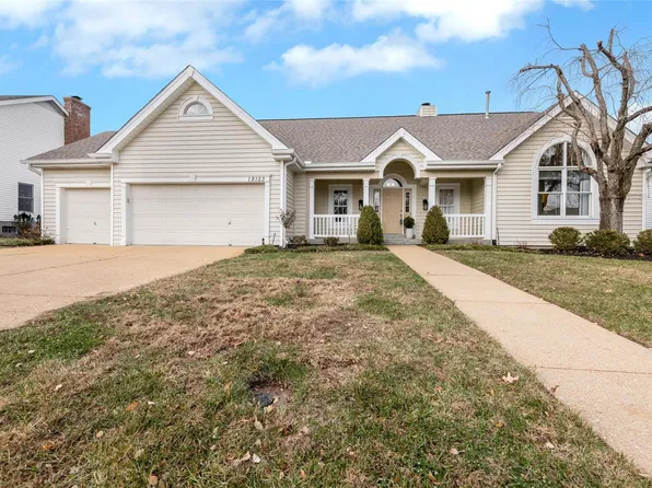 18123 Sunny Top Ct, Glencoe, MO 63038