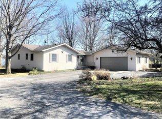 4201 S Whitley Rd, South Whitley, IN 46787