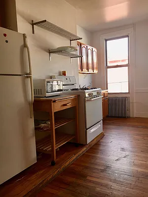 Rented by Grand & Co. | media 13