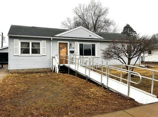 2710 Rudolph Rd, Eau Claire, WI 54701