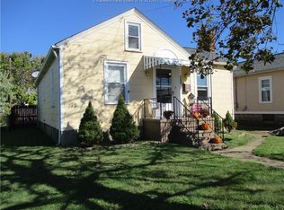 1208 Lightner Ave, Dunbar, WV 25064