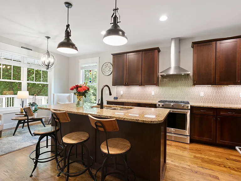 179 Barnrock Dr — Photo 15