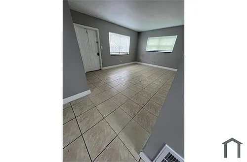 1021 NE 8th Ave #51 Photo 1