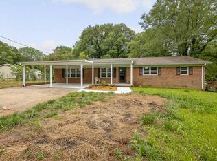 1049 Knollwood Acres Rd, Boiling Springs, SC 29316