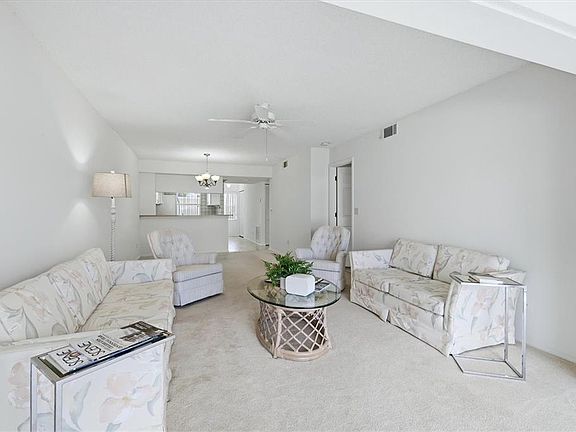 5th image of 421 Cerromar Ter Unit 370