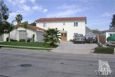 1st image of 165 Dickenson Ave