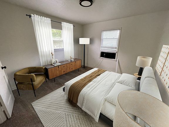 3rd image of 2022 S 47th St