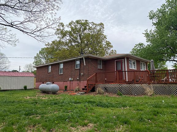 4th image of 914 Ozora Rd