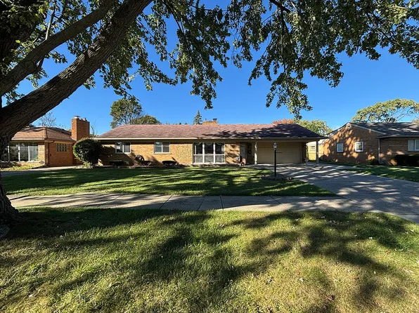 25438 Elon Dr, Dearborn Heights, MI 48127