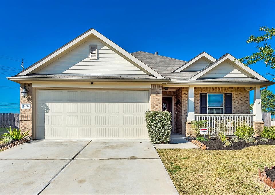 1st image of 2854 Donellan Dr