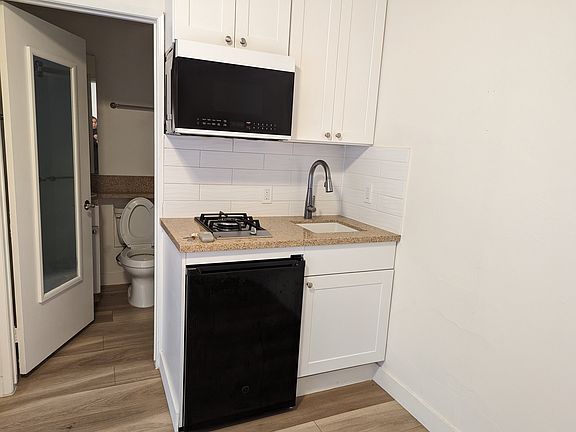 4th image of 1823 19th St #10
