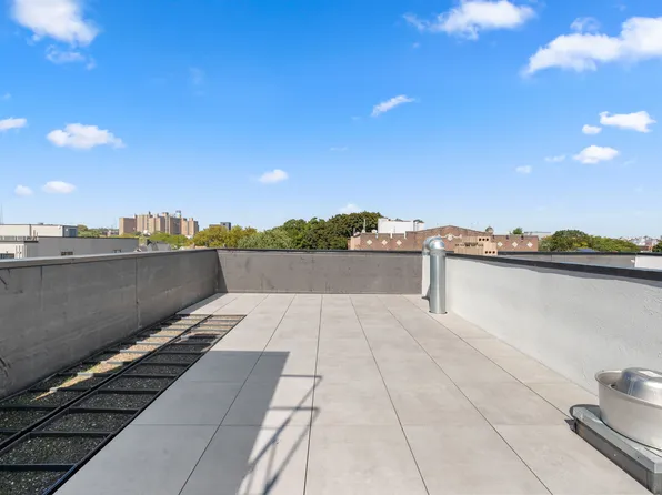 310 Fenimore Street image 25 of 48