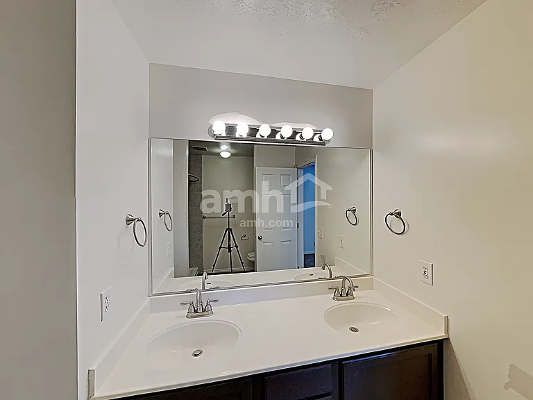 8607 S McGinnis Ln — Photo 13