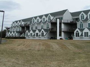 1127 Windward Rd, Milford, CT 06461