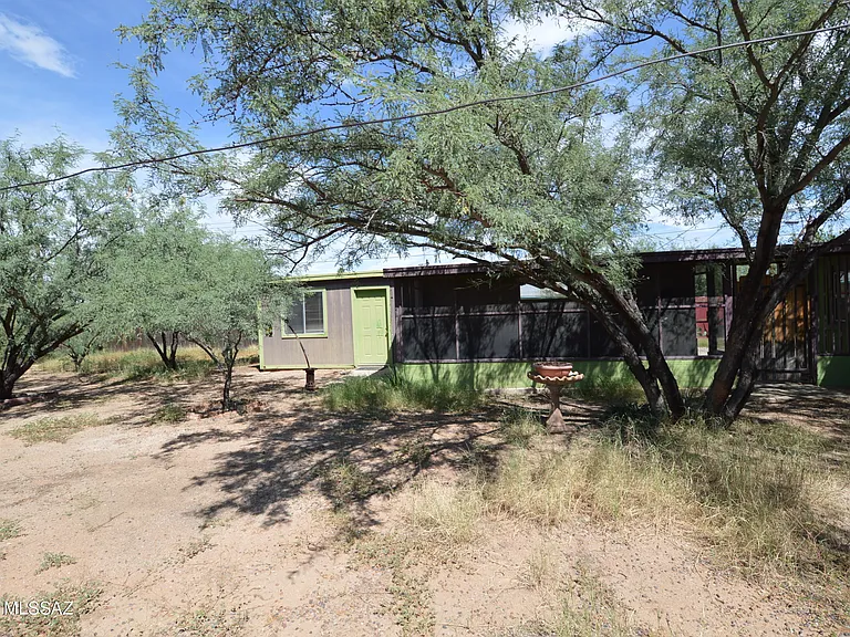 2119 N Catalina Ave — Photo 11