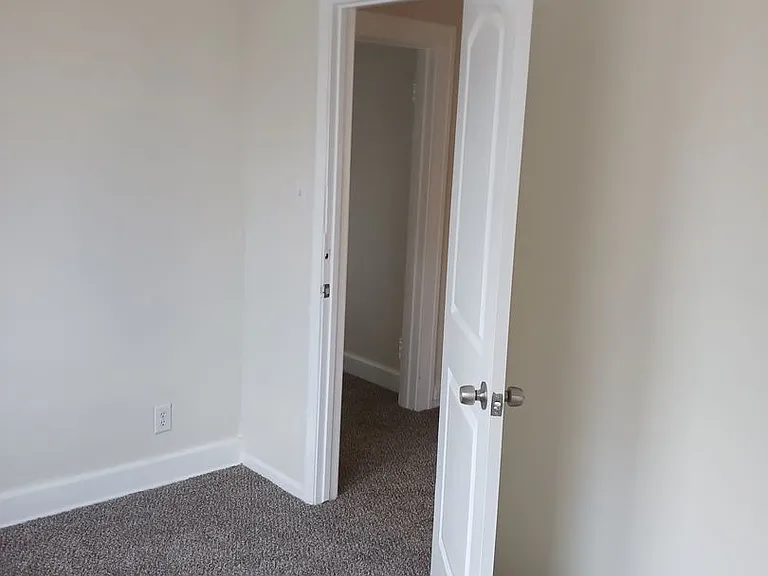 171 Upland Ave — Photo 12