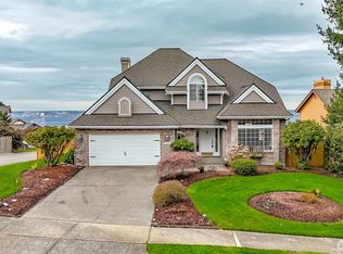 5214 Tower Dr NE, Tacoma, WA