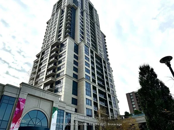2 Eva Rd E, Toronto, ON