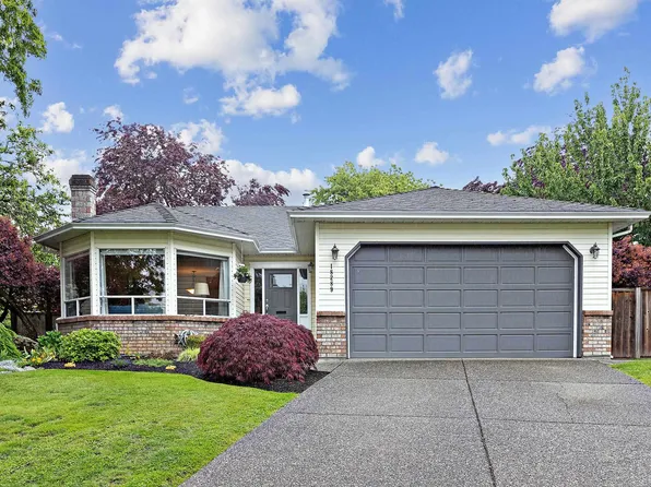 18289 58a Ave, Surrey, BC V3S 7G1