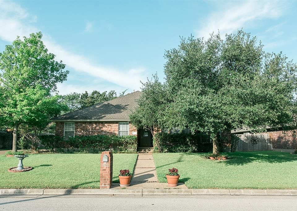 1st image of 3936 Oriole Ct