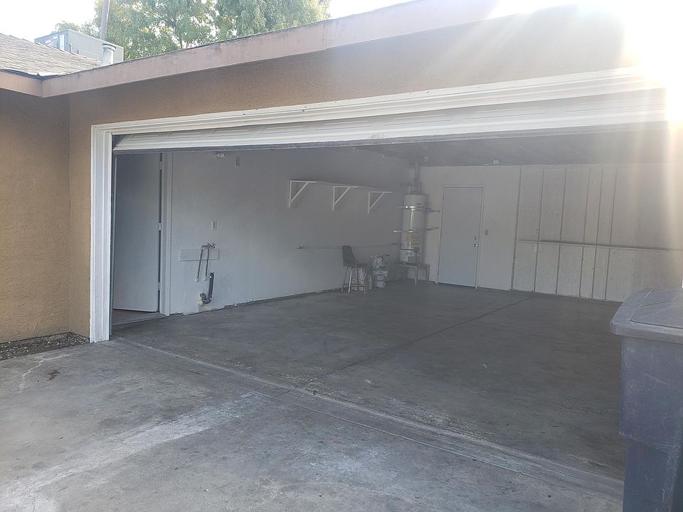 1st image of 3325 Holly Dr #A